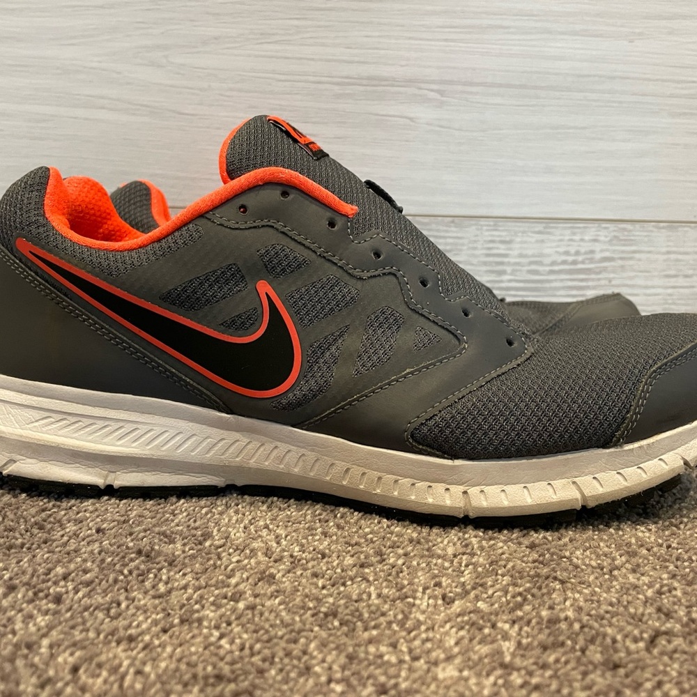 Nike Downshifter 6 Men’s Athletic Sneakers